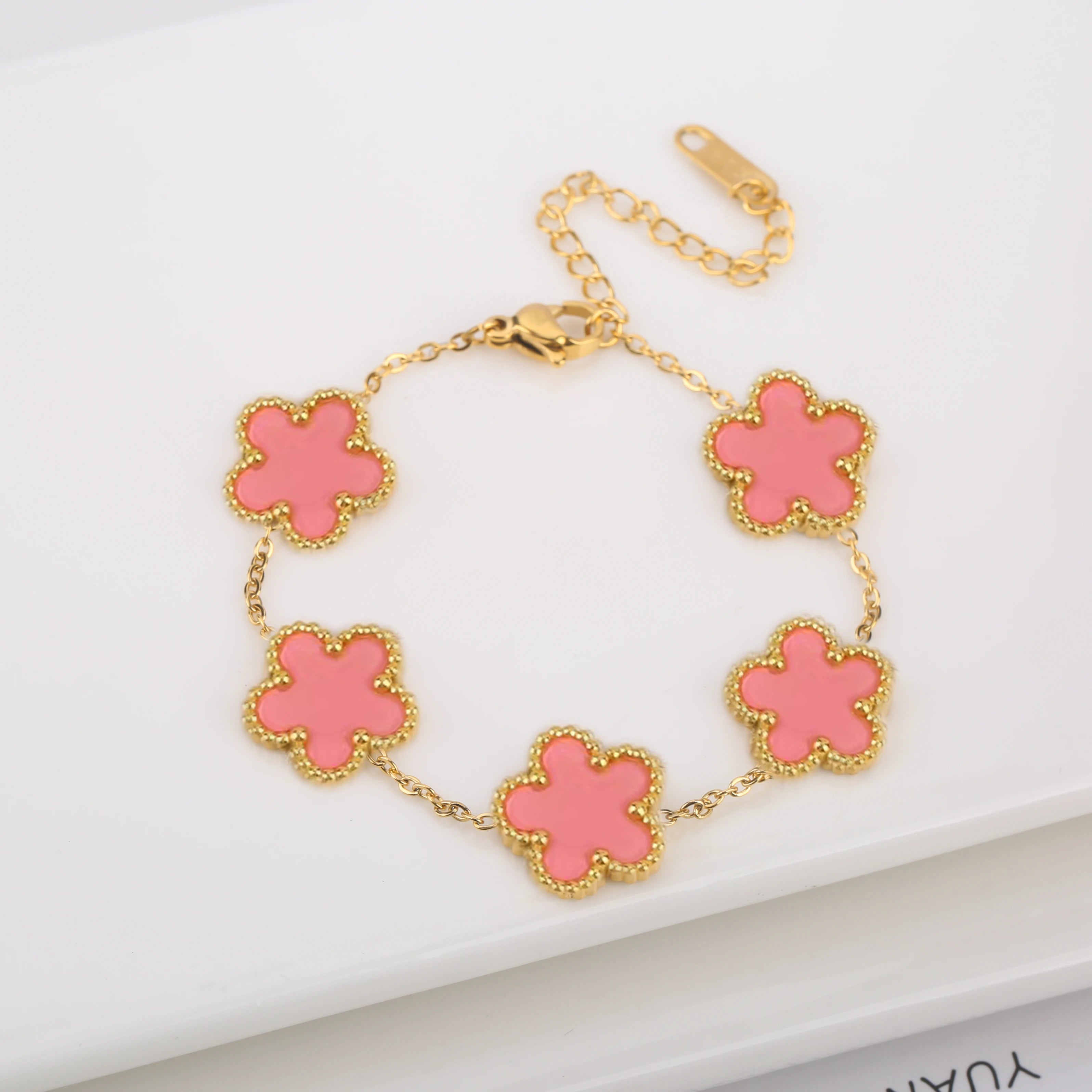 Stainless Steel Laser Five Leaf Flower Adjustable Clover Bracelets