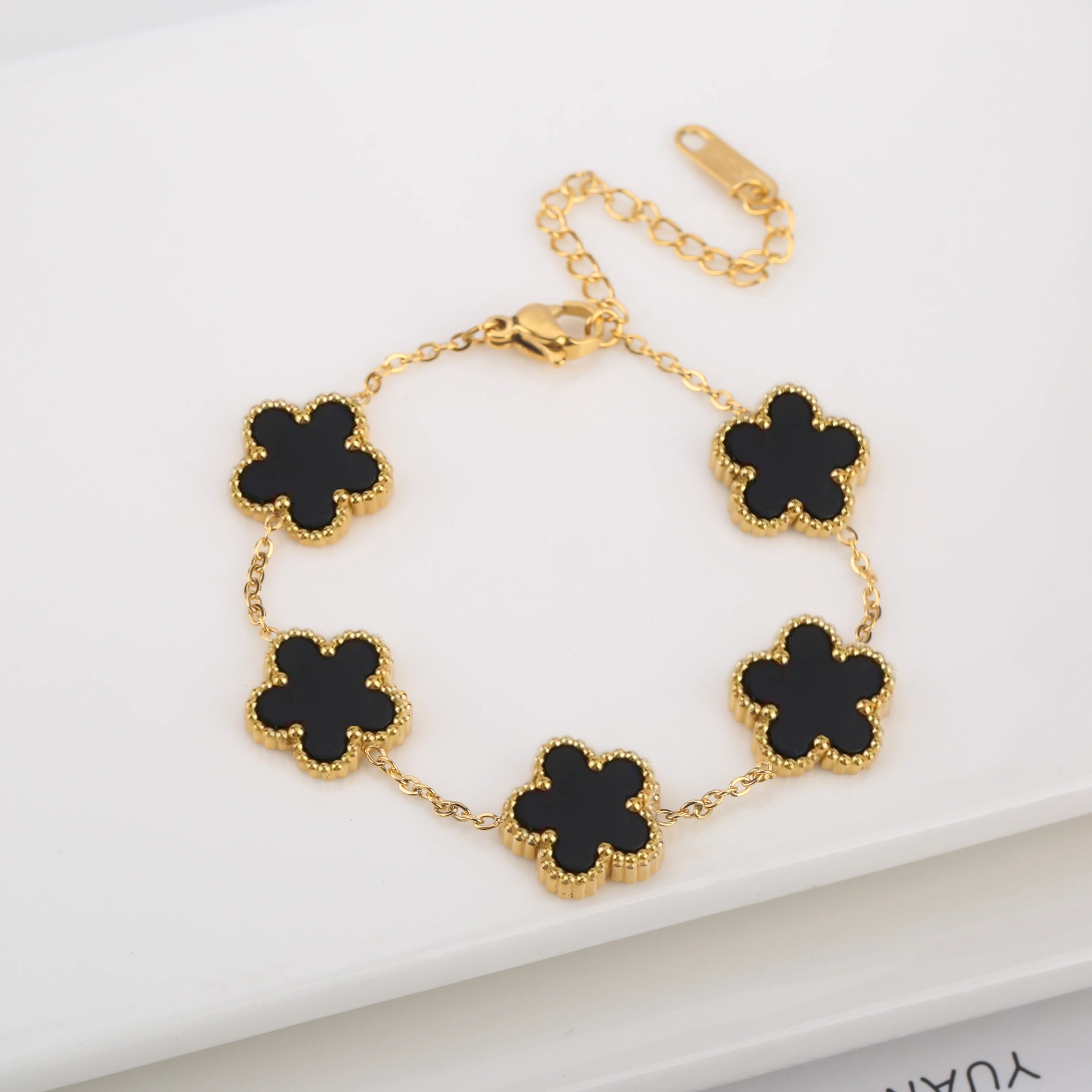Stainless Steel Laser Five Leaf Flower Adjustable Clover Bracelets