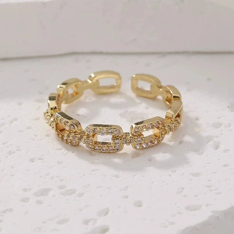 Zircon Twist Chain Open Rings