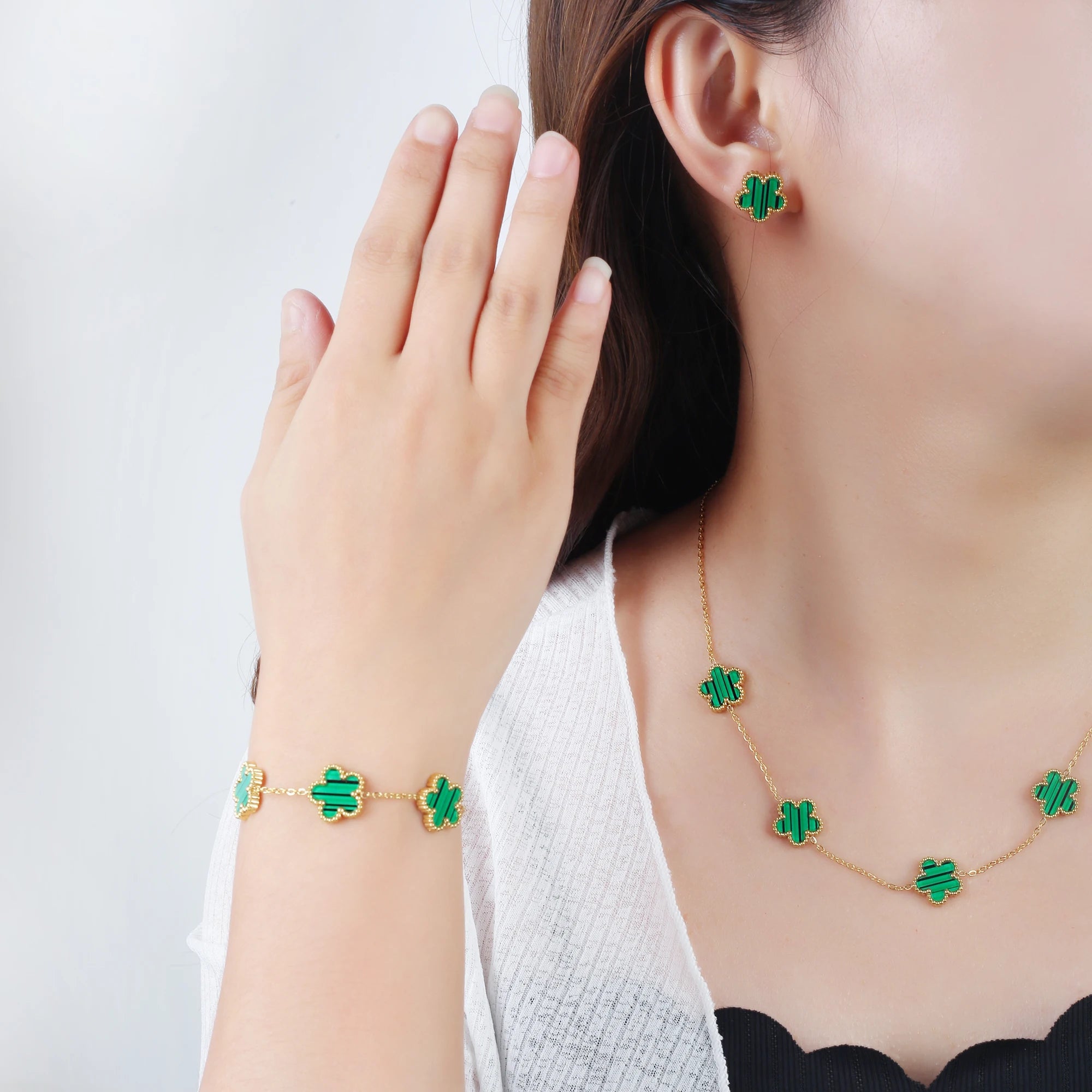 18k Gold-Plated Five-Leaf Flower Necklace Earrings Bracelet