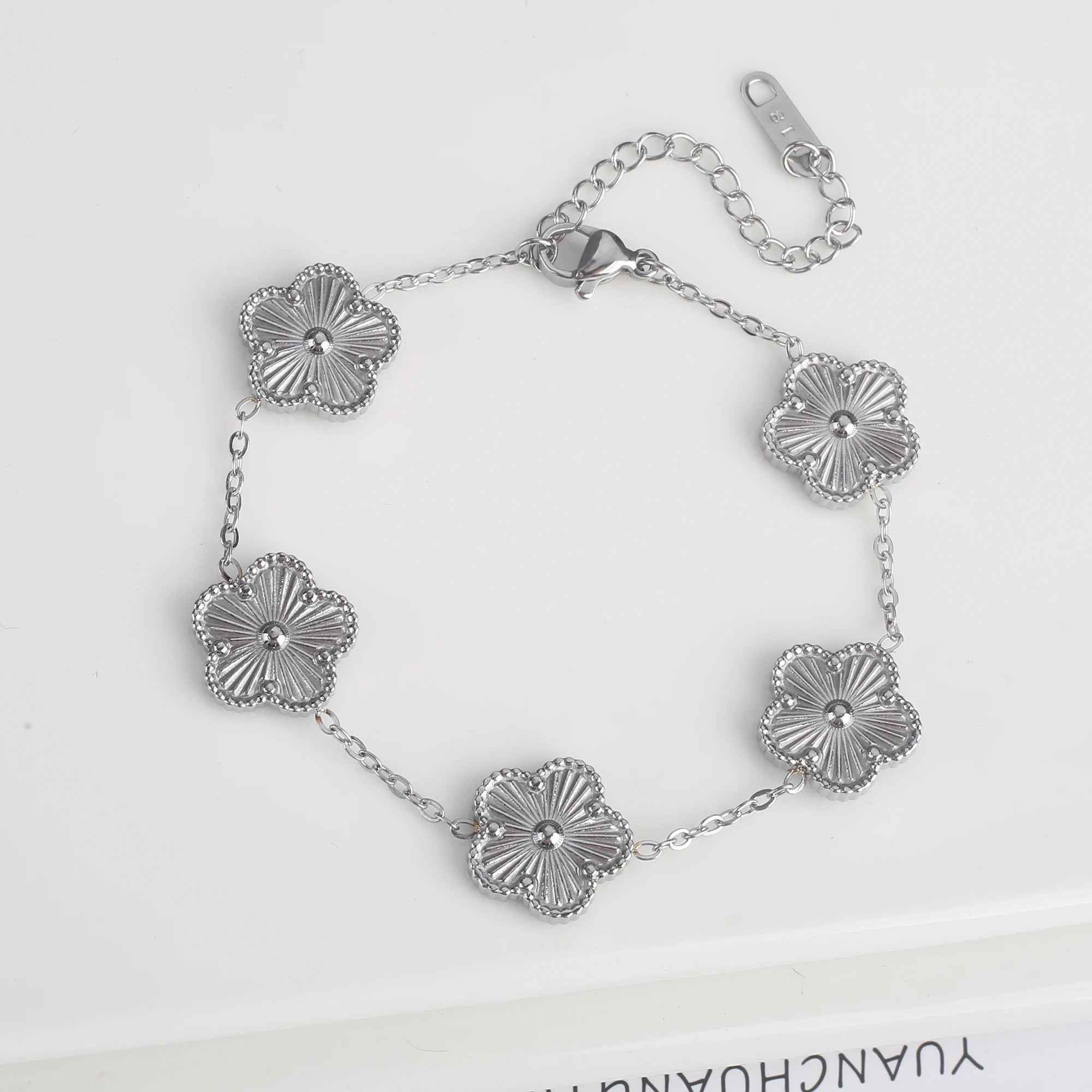 Stainless Steel Laser Five Leaf Flower Adjustable Clover Bracelets