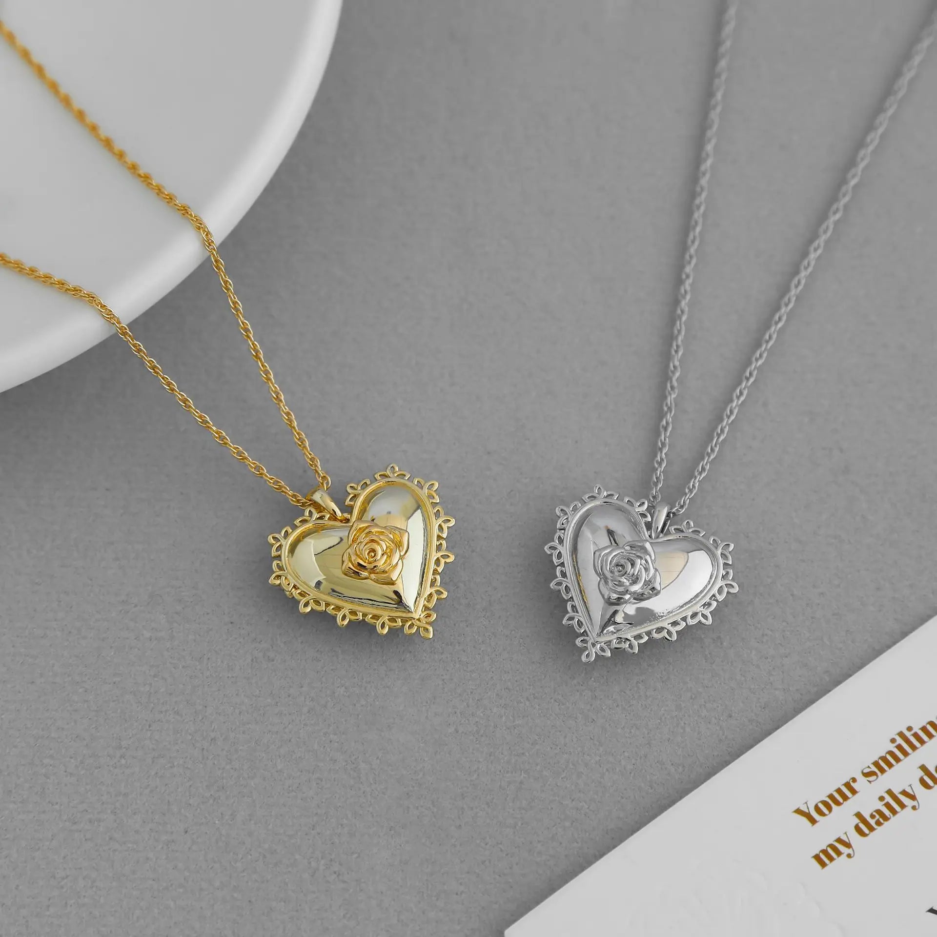 Gold-plated Lock Rose Flower Pendant Necklace Opened and Closed Love Clavicle Chain