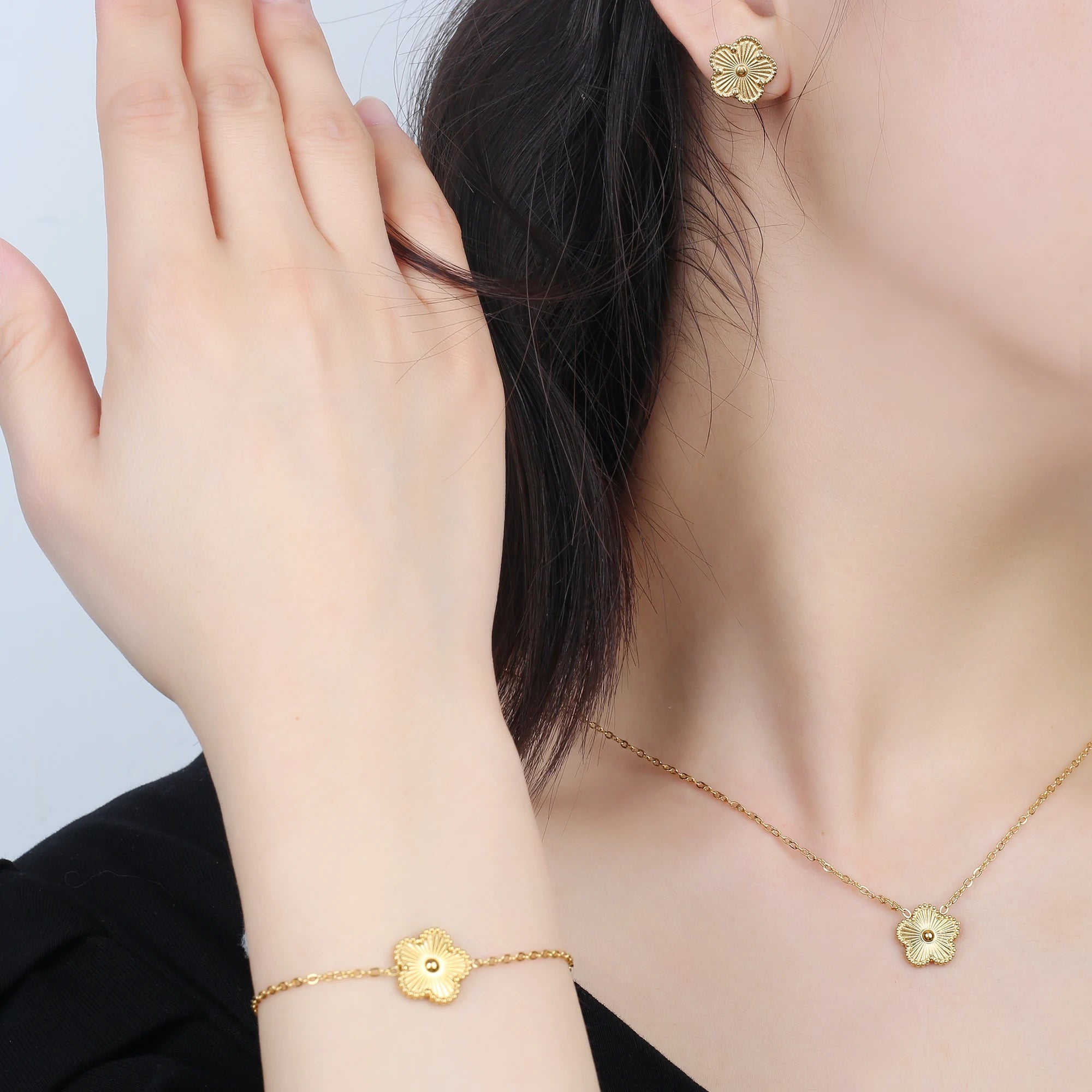 18k Gold-Plated Five-Leaf Flower Necklace Earrings Bracelet