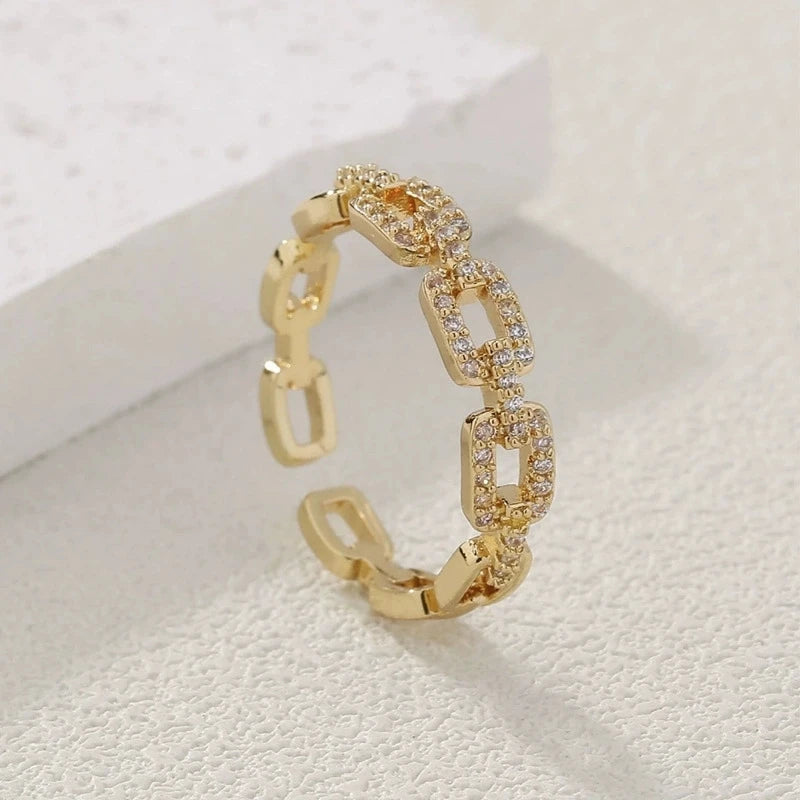 Zircon Twist Chain Open Rings