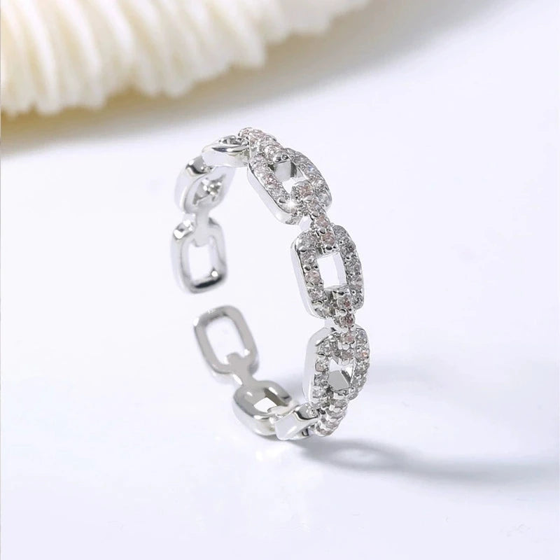 Zircon Twist Chain Open Rings