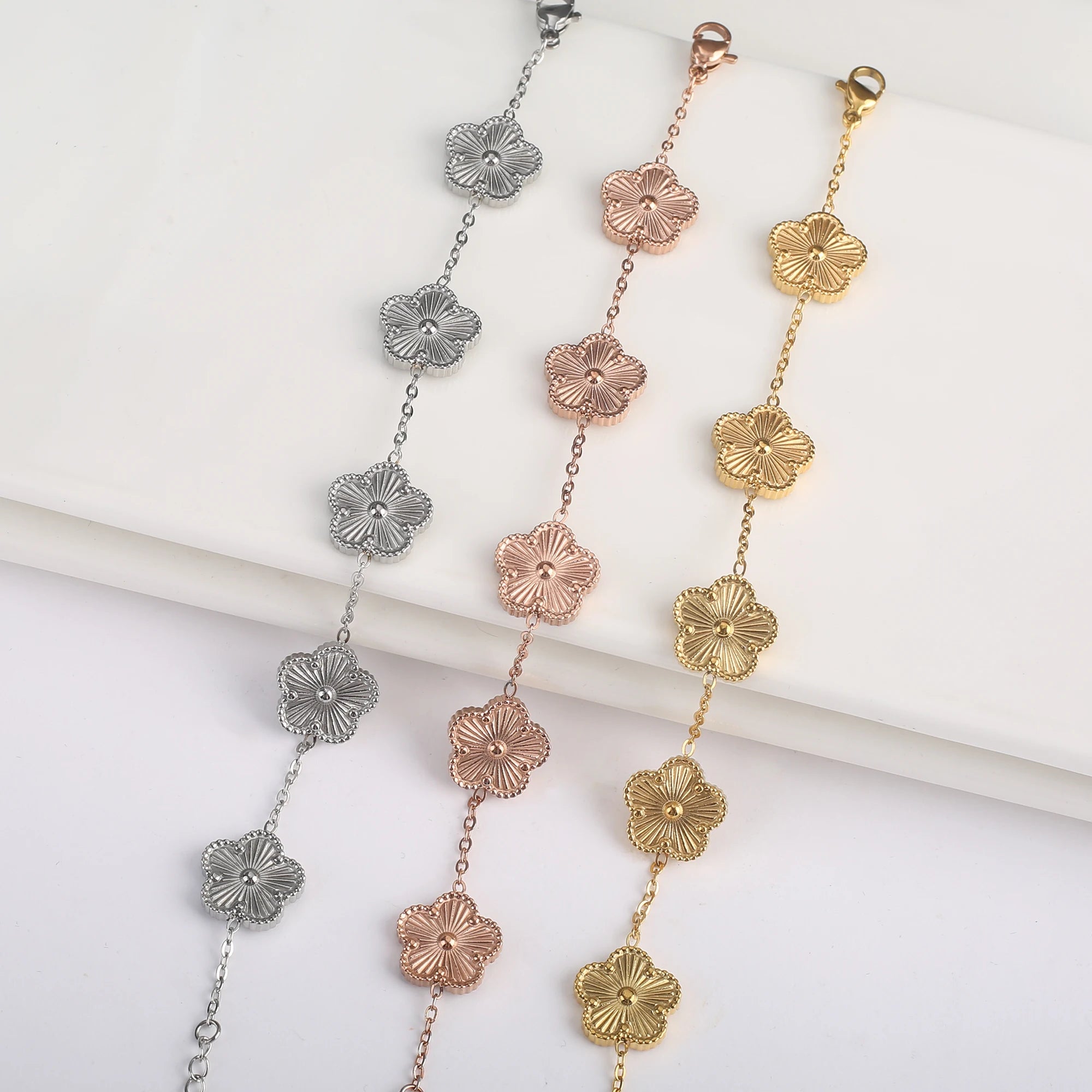 Stainless Steel Laser Five Leaf Flower Adjustable Clover Bracelets
