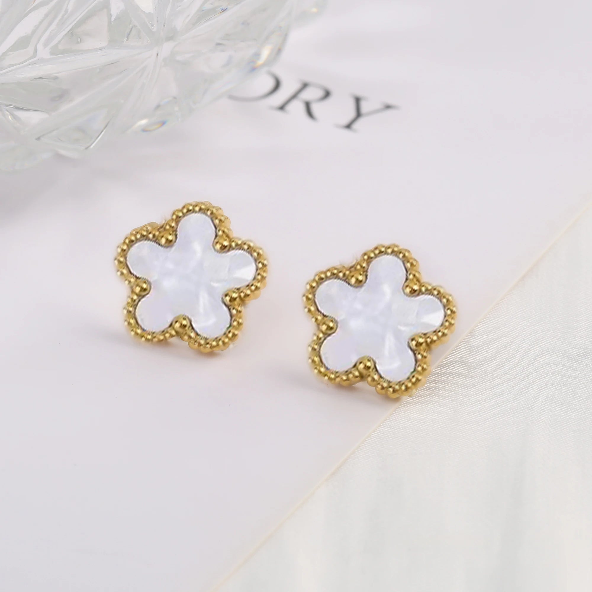 Stainless Steel Laser Five Leaf Flower Adjustable Clover Bracelets
