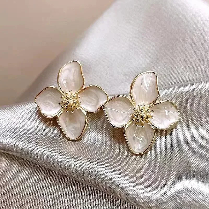 Dripping Oil Flower Stud Earrings